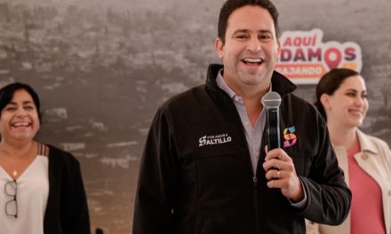 Javier Díaz entrega adecuación vial en Fundadores y Colosio
