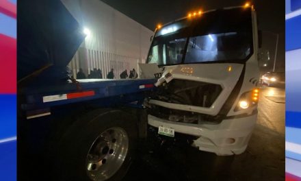 Chofer de transporte de personal choca  tras presuntamente quedarse dormido en Ramos Arizpe