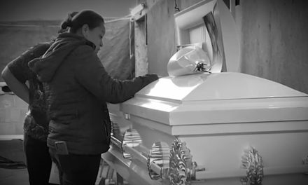 Empresa dona cremación para Ricardo, quien perdió la vida a bordo de una carriola