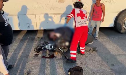 Motociclista queda gravemente herido tras aparatoso choque en la colonia El Paraíso