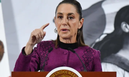 Sheinbaum convoca concentración en el Zócalo por los siete años de la 4T