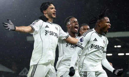 Raúl Jiménez lidera el triunfo del Fulham sobre Sunderland