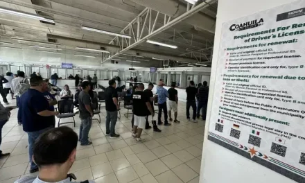 Acuden ciudadanos a pagar sus impuestos en la región