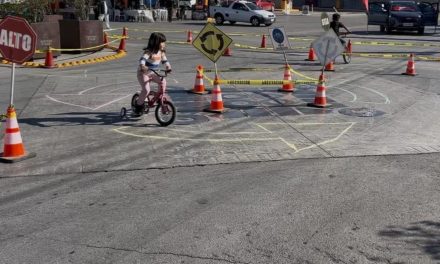 Participan miles de niños en la ‘Biciescuelita’