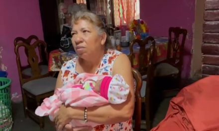 Saltillo: Abuela busca asegurar a su nieta ante la pérdida de su hija