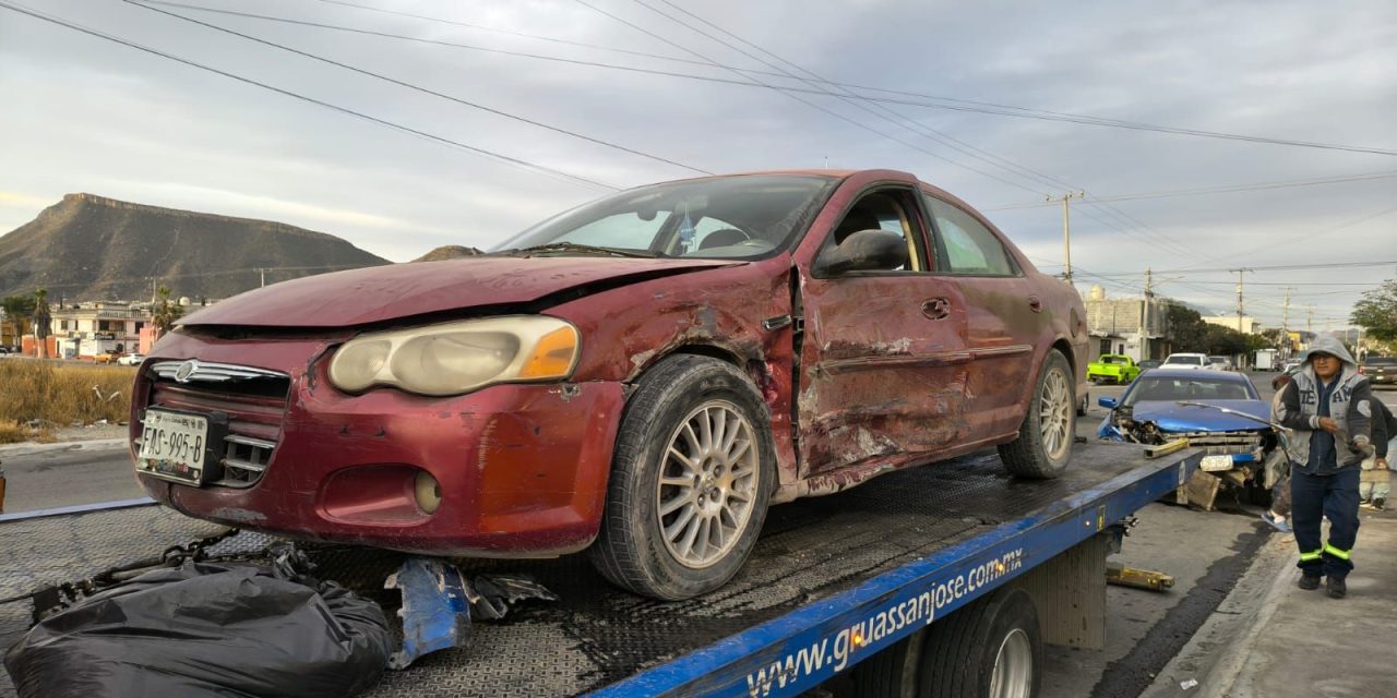 Semana amanece con un accidente en la Saltillo 2000