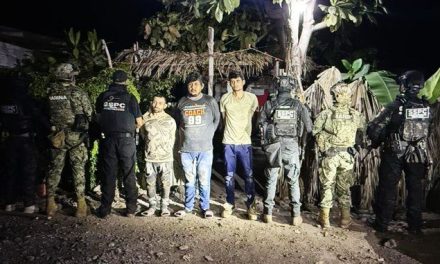 Golpe a la extorsión en Michoacán: Detienen a 3 integrantes de célula delictiva en Apatzingán