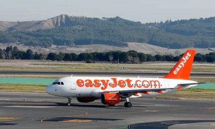 Familia intenta volar con el cadáver de una anciana haciéndola pasar por ‘dormida’ en España