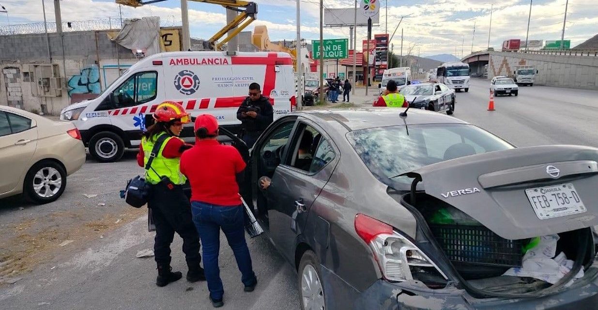 Choque por cambio intempestivo de carril deja un lesionado en la Saltillo- Monterrey