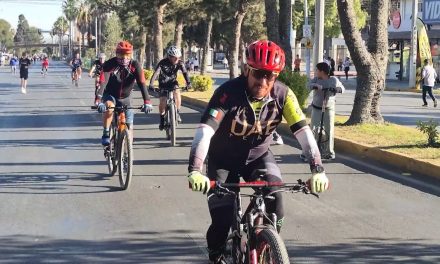 Cientos de personas disfrutan de la última Ruta Recreativa del 2025