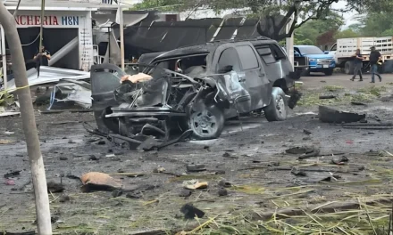El CJNG es señalado del ataque con coche bomba en Coahuayana, Michoacán que dejó cinco muertos