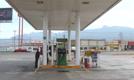 Detectó Profeco en gasolinera de Saltillo el precio más alto del combustible