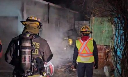 Incendio consume un tejabán en la colonia María del Carmen Cavazos