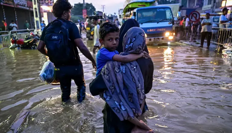 Inundaciones en Indonesia dejan 710 muertos y más de 1 millón de evacuados