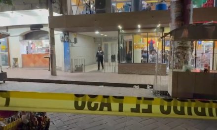 Joven de 16 años es localizado sin vida en hotel del Centro de Saltillo