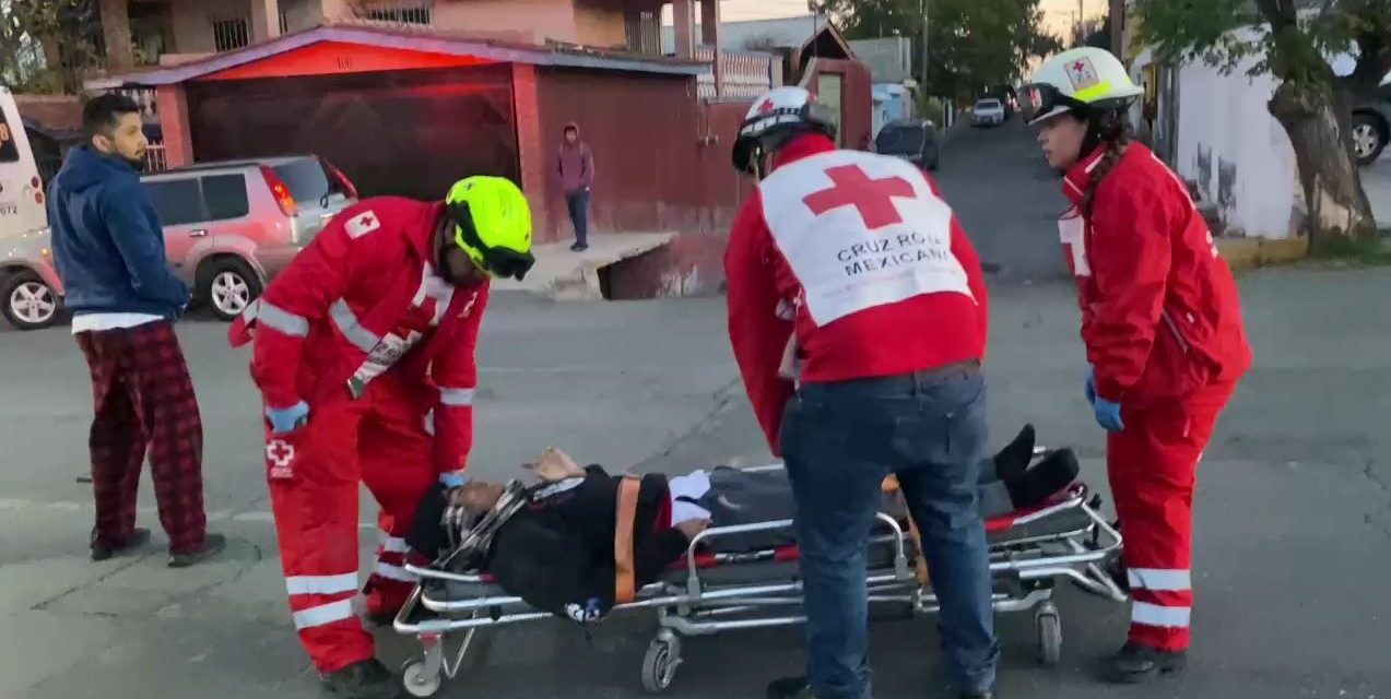 Saltillo: Fallece adolescente atropellado junto a su madre en el periférico LEA