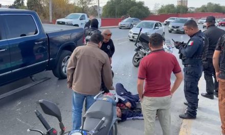 Motociclista ebrio provoca accidente en el periférico LEA