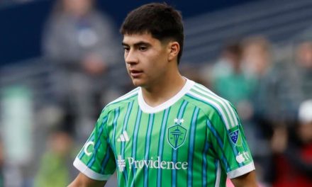 El mexicano Obed Vargas entra al Top 10 mundial de mejores jugadores Sub-20