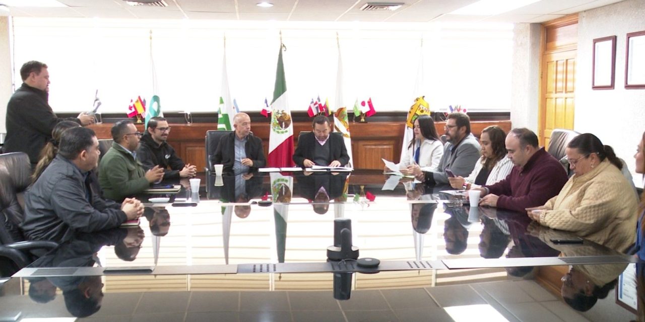 Orientan esfuerzos educativos para alinearlos al sector productivo