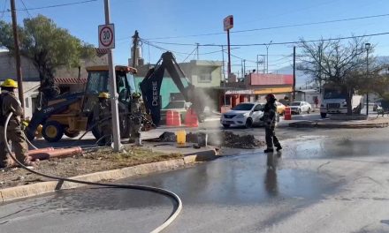 Provoca retroexcavadora fuga de gas en la colonia Mirador