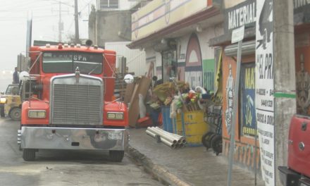 Se olvidan del peatón en Ramos Arizpe