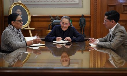 Sheinbaum conversa con el Papa León XIV y le renueva invitación para visitar México en el Día de la Virgen de Guadalupe