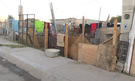 Saltillo: Hay quienes sufren por el frio en sectores donde hay tejabanes