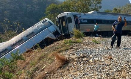 ‘Ayúdennos, por favor’; así fueron los momentos de pánico que vivieron los pasajeros del Tren Interoceánico