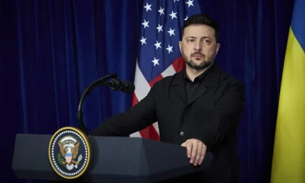 Zelenski se dice listo para reunirse con Putin y negociar la paz tras encuentro con Trump