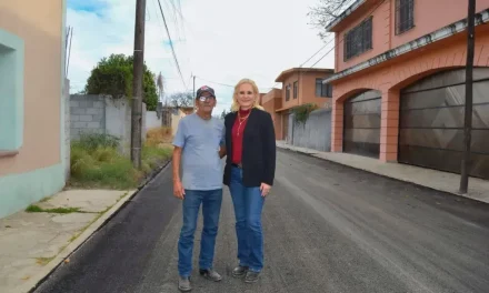 Entregan obras de pavimentación en Múzquiz