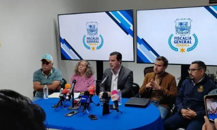 Padres de Chris quedan convencidos con pruebas de la FGE