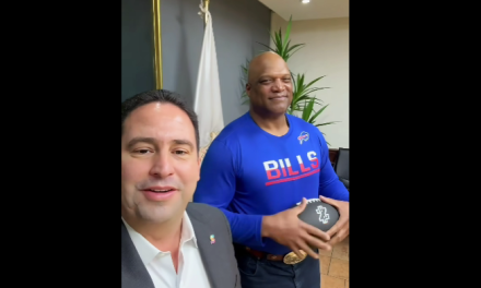 Promoverán Javier Díaz y Gabe Northern exjugador de la NFL, el deporte en Saltillo