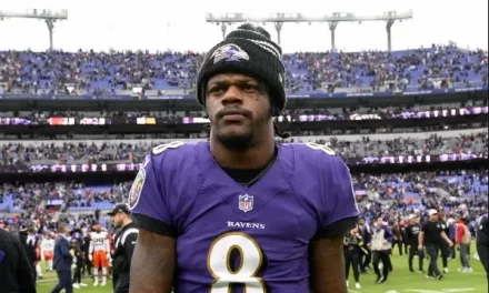 Ravens buscan nuevo acuerdo con Lamar Jackson antes de la agencia libre