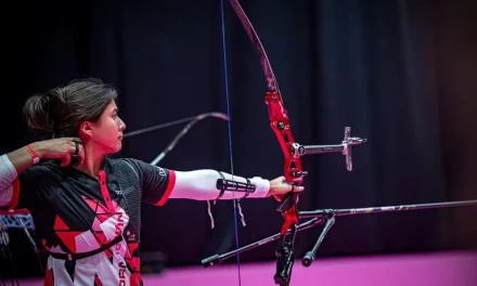 La saltillense Ángela Ruiz consigue la plata en el Campeonato Internacional de Tiro con Arco Indoor en Francia