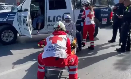 Atropellan a joven en el bulevar Venustiano Carranza; resulta con lesiones de consideración