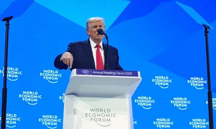Trump arremete contra Mark Carney y advierte que ‘Canadá vive gracias a Estados Unidos’