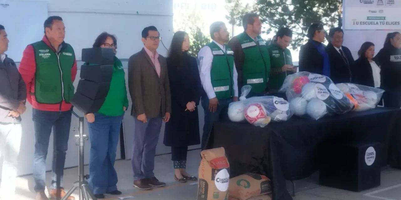 Equipan la Escuela Primaria México en Ramos Arizpe