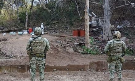 Desmantelan laboratorio y bodega de drogas sintéticas en Sinaloa