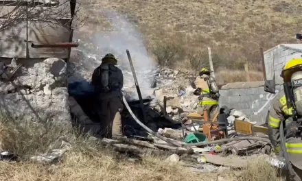 Saltillo: Incendio consume vivienda improvisada en la colonia La Peñita