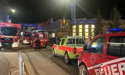 Incendio en Davos obliga a evacuar zona cercana al Foro Económico Mundial