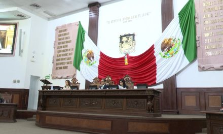 Inició el último año de la 63 legislatura