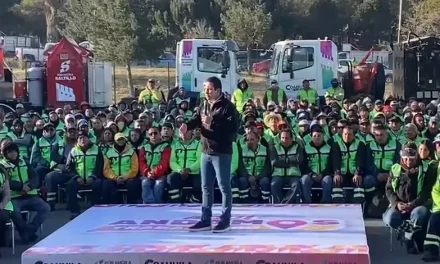 Encabeza Javier Díaz el relanzamiento del programa ‘Aquí Andamos’