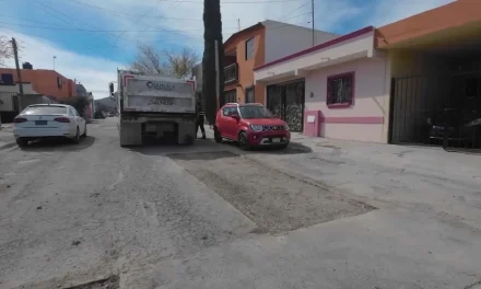 Lleva Javier Díaz rehabilitación de vialidades a colonia El Rodeo