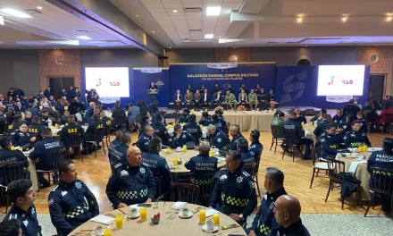 Javier Díaz conmemora el Día del Policía Saltillense