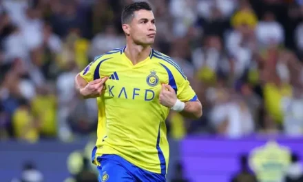 Cristiano Ronaldo alcanza 960 goles y se acerca a las 1000 anotaciones oficiales