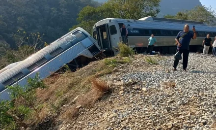 FGR confirma causa del descarrilamiento del Tren Interoceánico: Exceso de velocidad provocó la tragedia