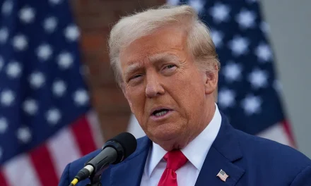 Trump afirma que Putin aceptó la petición de suspender bombardeos en Ucrania por una semana