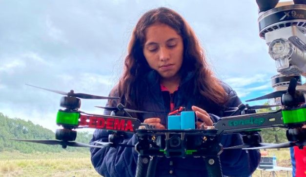 Sheinbaum felicita a Valeria Palacios, ganadora de la Medalla Mundial de la Educación 2025