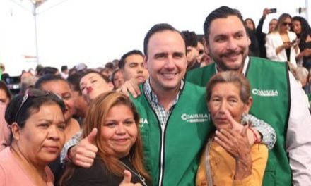 Estado y municipio entregan obras en Monclova