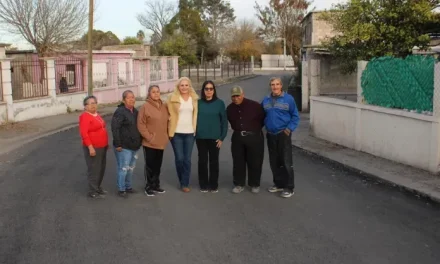 Alcaldesa supervisa avance de labores en Villa de Palaú